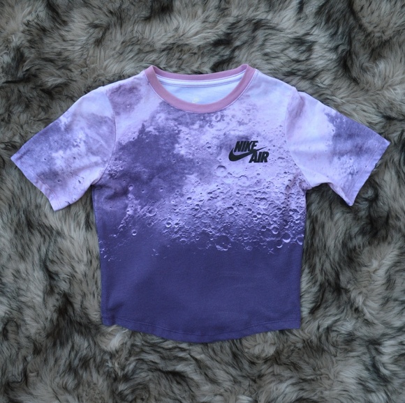 nike pastel crop top